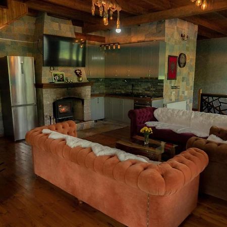Zeneli Alpin Chalet Cerem Bagian luar foto