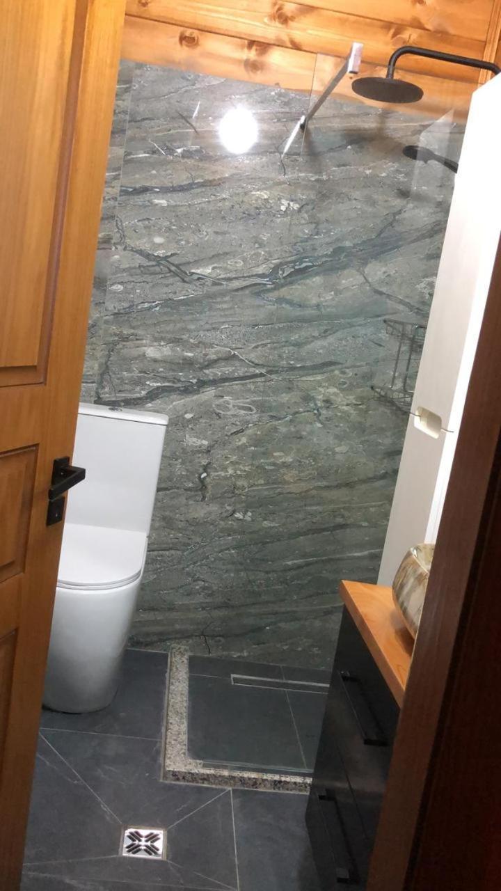 Zeneli Alpin Chalet Cerem Bagian luar foto